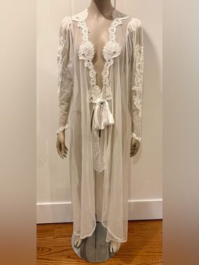 Victoria's Secret Sheer Lace-Trim Long Robe Bridal